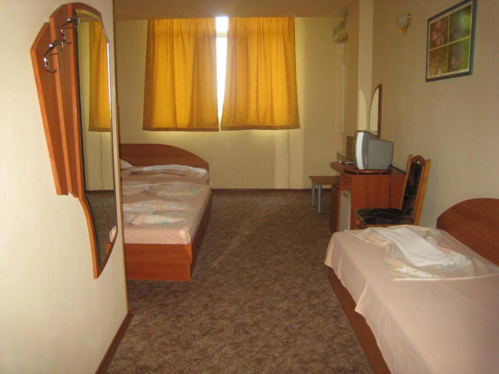 Family Hotel Familya Ruse Habitación foto