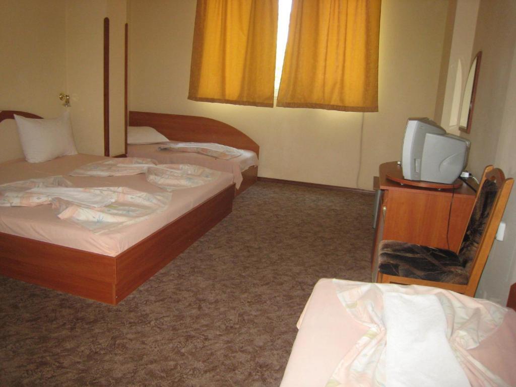 Family Hotel Familya Ruse Habitación foto